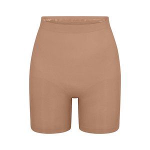 CT634 Skims NWOT Seamless Sculpt Mid Thigh Shorts Sienna L/XL